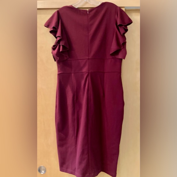 Pretty ruffle dress.  Size XL. Only worn to try on. - Picture 3 of 6